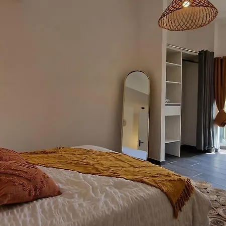 公寓 Le Loft De L'eglise